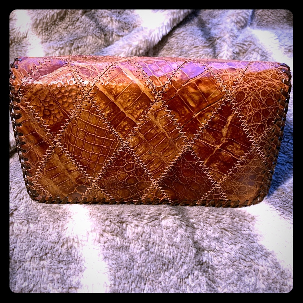 Vintage/Antique- genuine alligator clutch